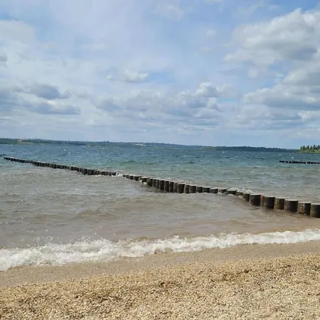 House In With 1 Bedroom *