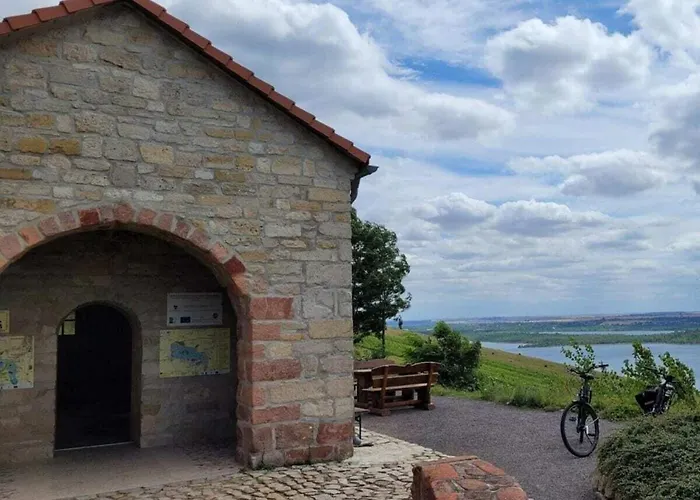 House In With 1 Bedroom