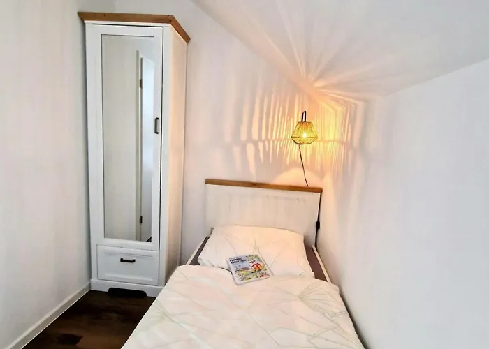 House In With 1 Bedroom